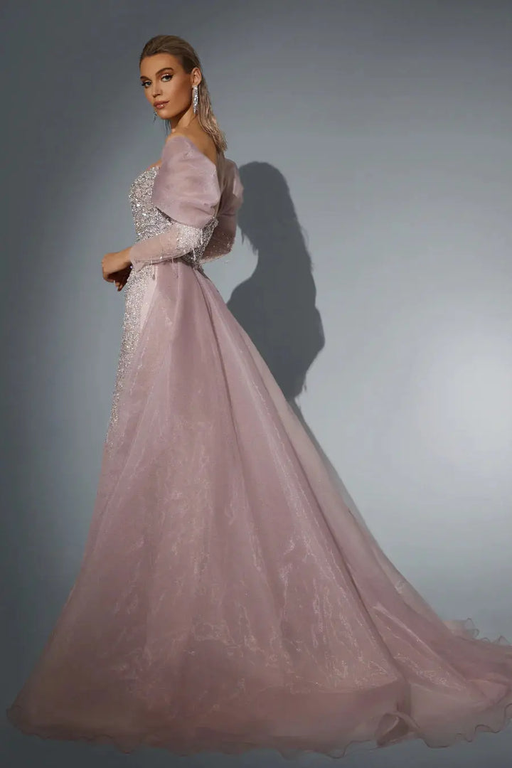 Balklänning,  Ladivne