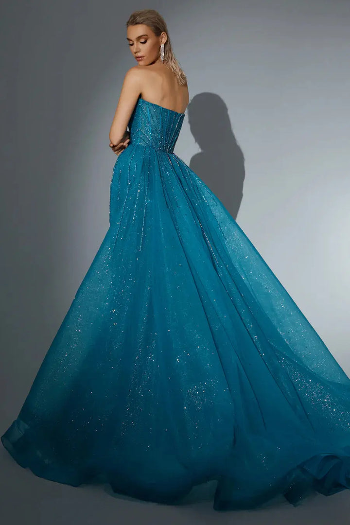 Balklänning,  Ladivne