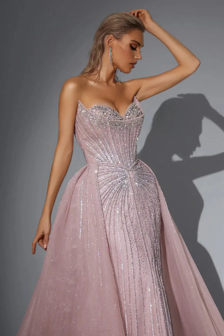 Balklänning,  Ladivne